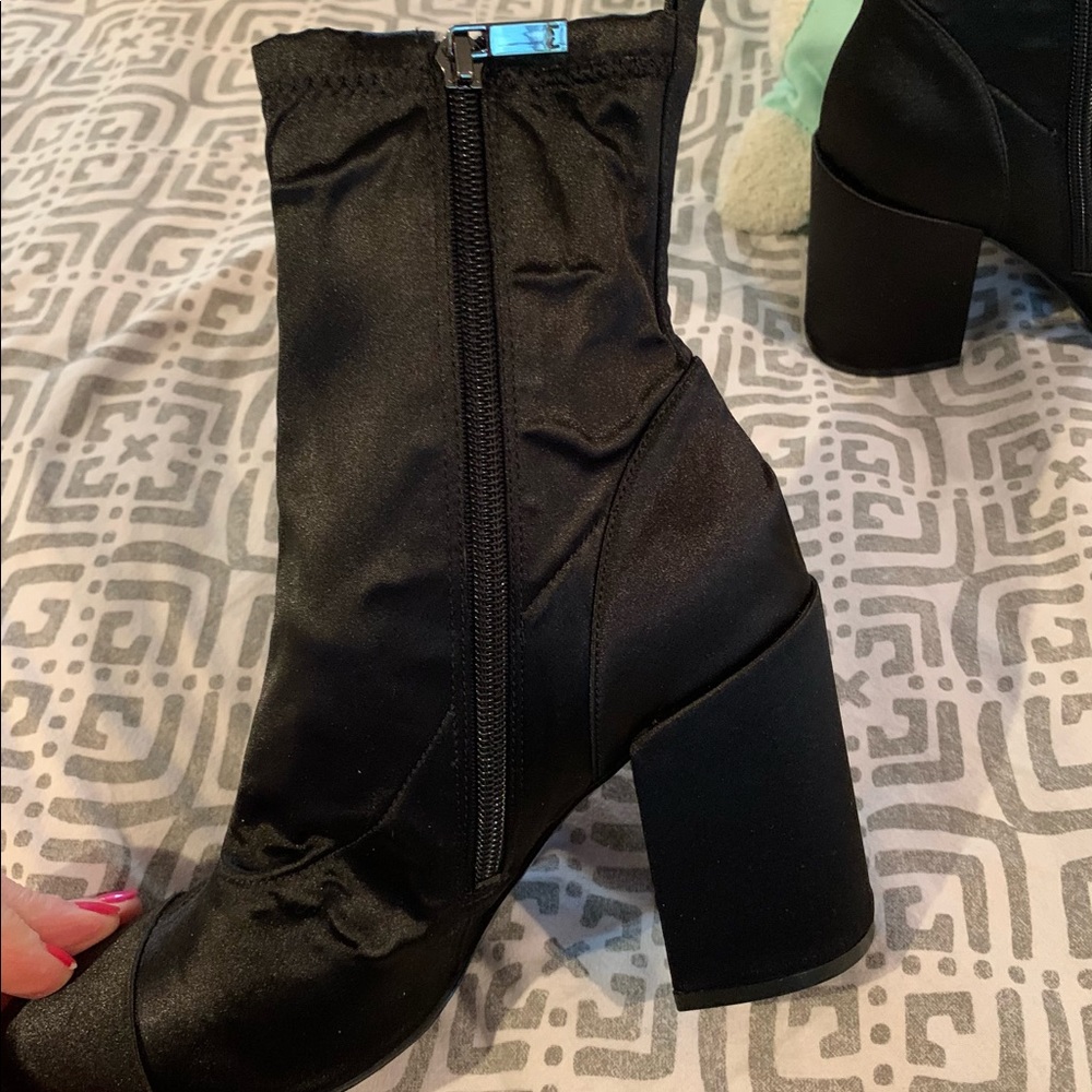 NWT Marc Fisher black booties stretch fabric Retail is $179 - Picture 7 of 12